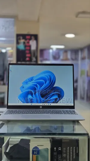 New Laptop HP Pavilion 15 16GB Intel Core Ultra 5 SSD 512GB