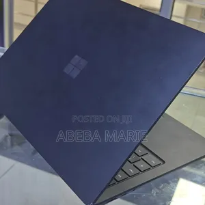 New Laptop Microsoft Surface 16GB Intel Core i5 SSD 512GB