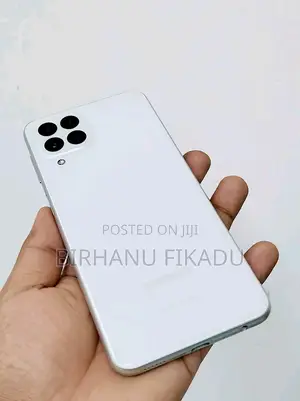 New Samsung Galaxy M33 5G 128 GB White