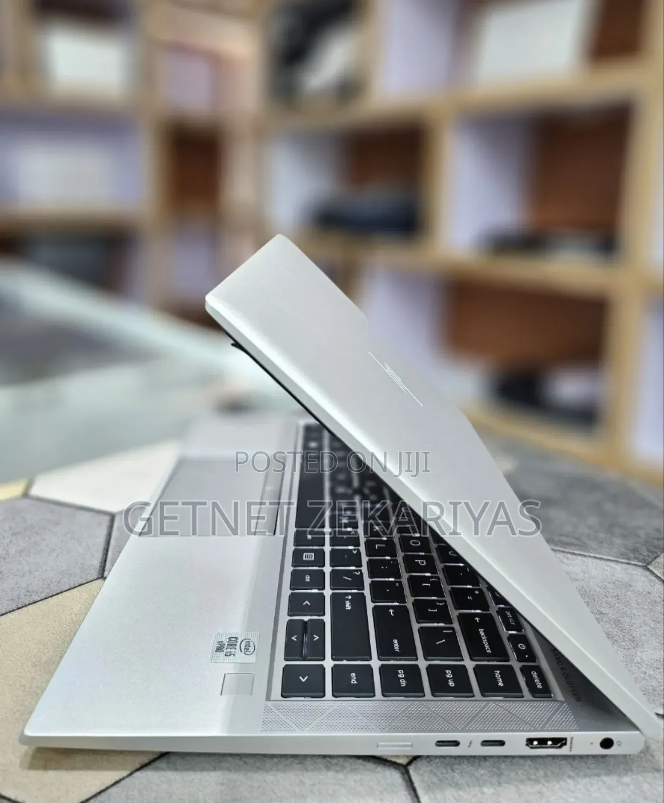 New Laptop HP EliteBook 845 G8 16GB AMD Ryzen 5 SSD 512GB