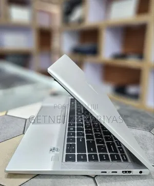 New Laptop HP EliteBook 845 G8 16GB AMD Ryzen 5 SSD 512GB