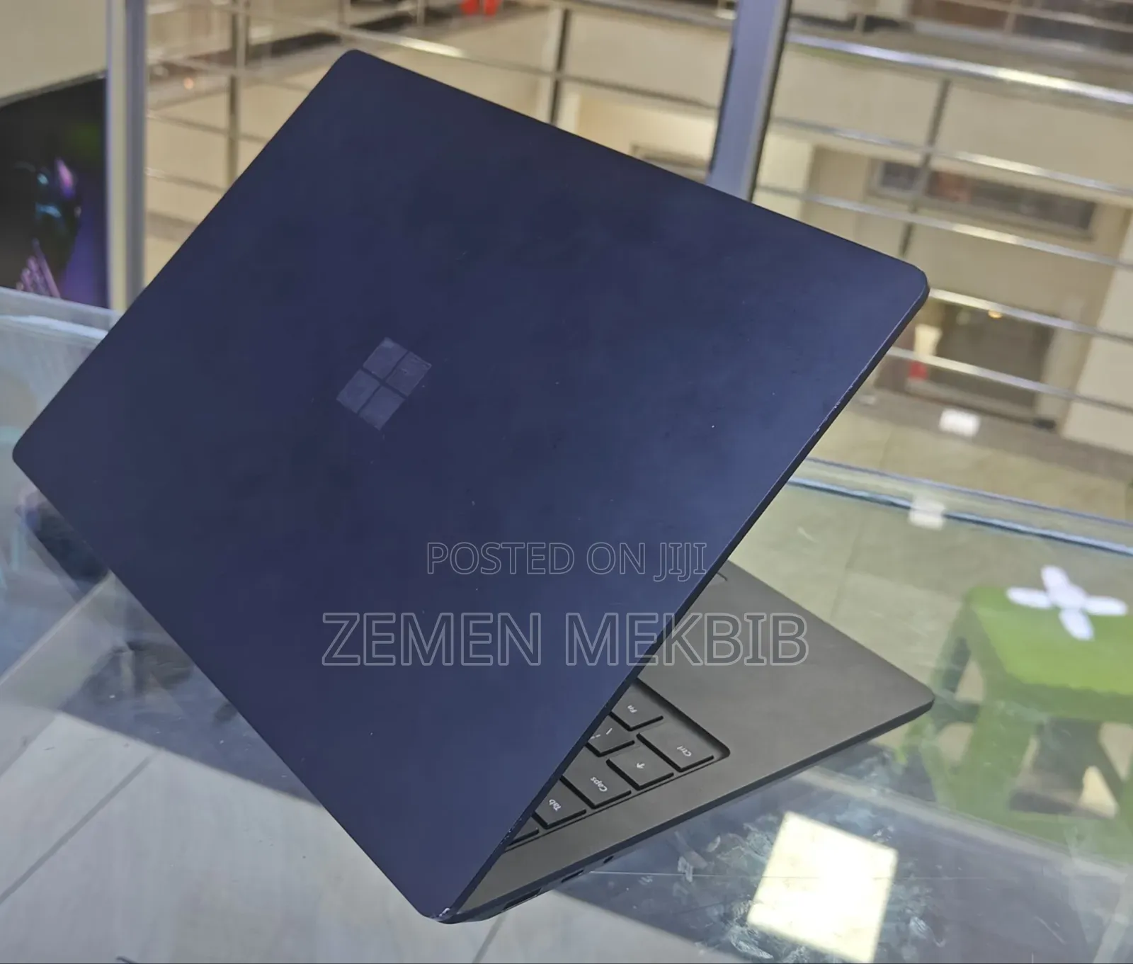 New Laptop Microsoft Surface 16GB Intel Core i5 SSD 512GB