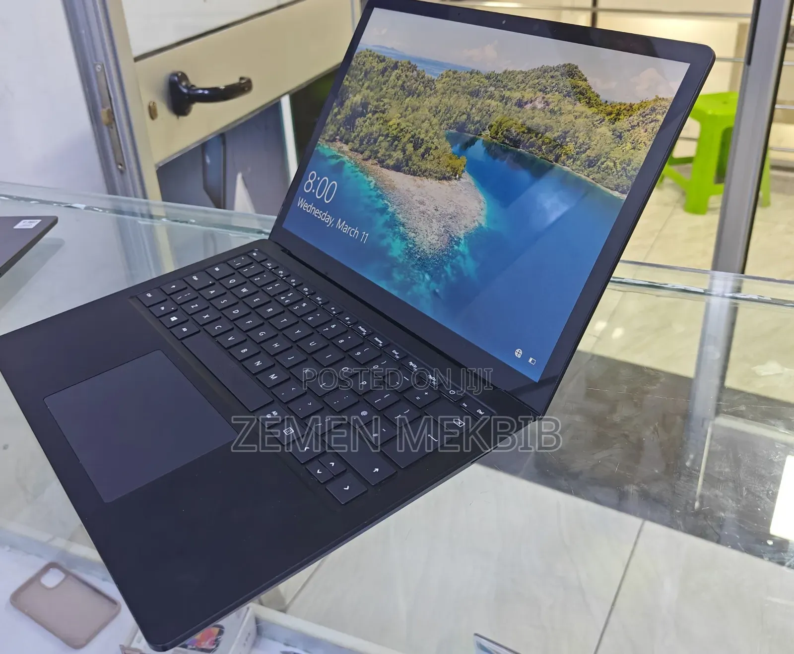 New Laptop Microsoft Surface 16GB Intel Core i5 SSD 512GB