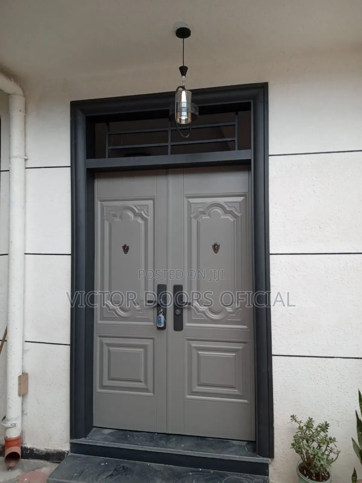 Victor Door