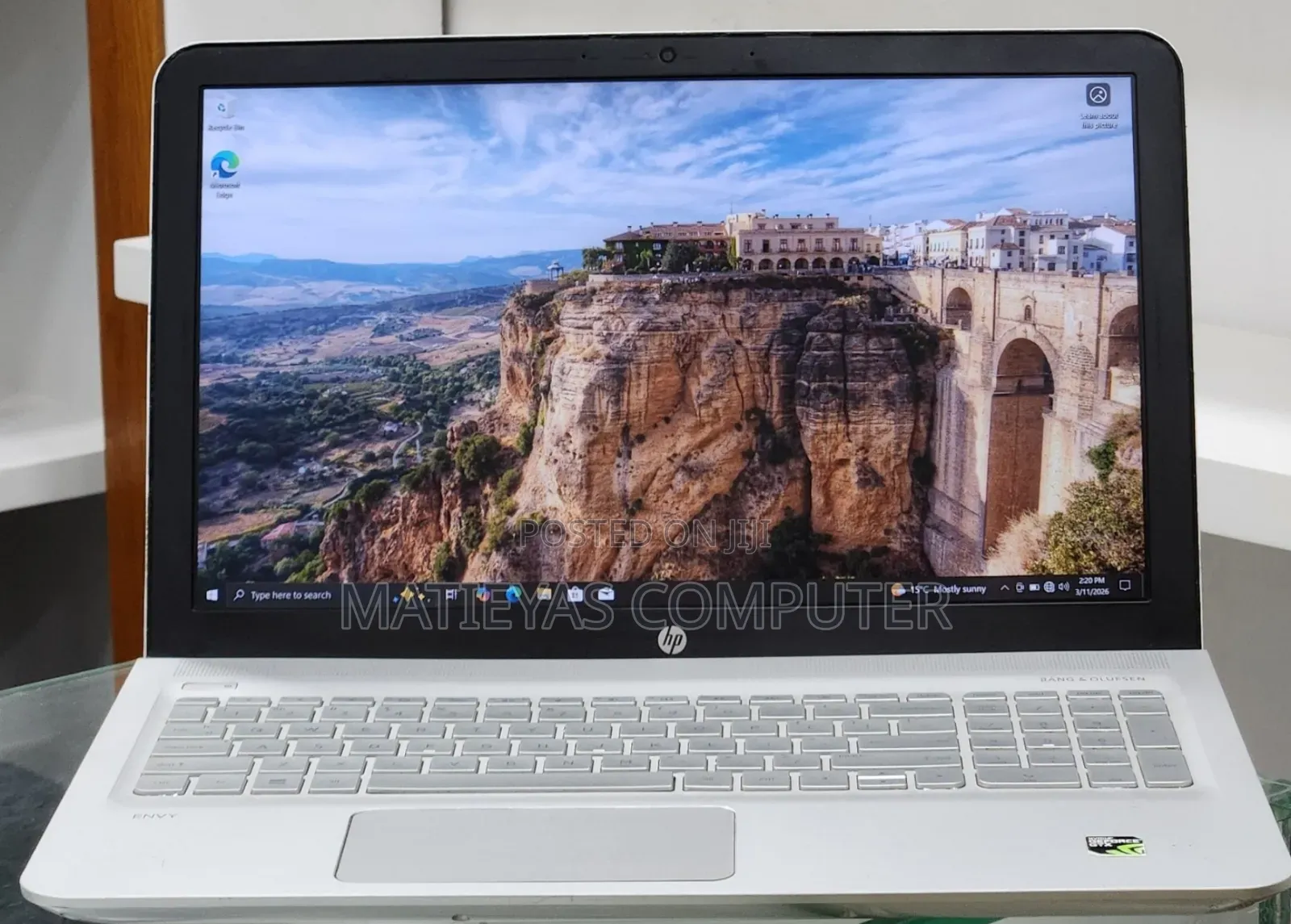 New Laptop HP Envy 15 8GB Intel Core i5 HDD+SSD 1T