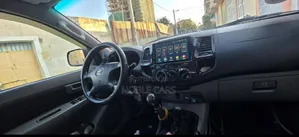 Toyota Hilux 2.5 D-4D Double Cab 2008 Gold