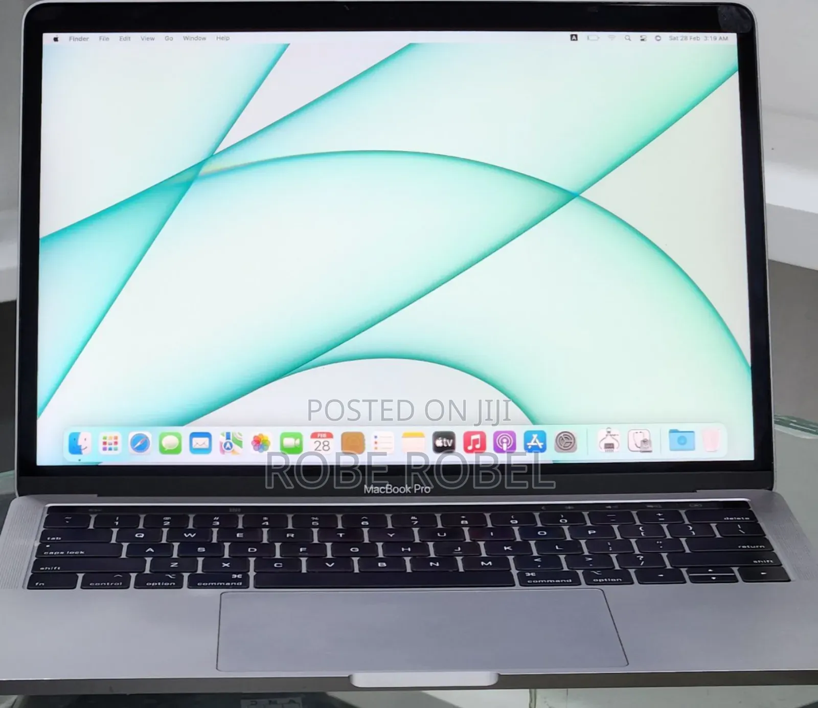 New Laptop Apple MacBook Pro 2019 16GB Intel Core i7 SSD 1T