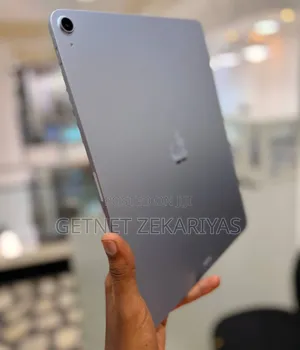 New Apple iPad Air 128 GB