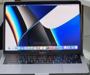 New Laptop Apple MacBook Pro M1 16GB Apple M1 Pro SSD 256GB