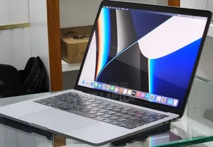 New Laptop Apple MacBook Pro M1 16GB Apple M1 Pro SSD 256GB