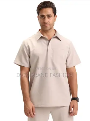 Trendy Casual Men’S Tee