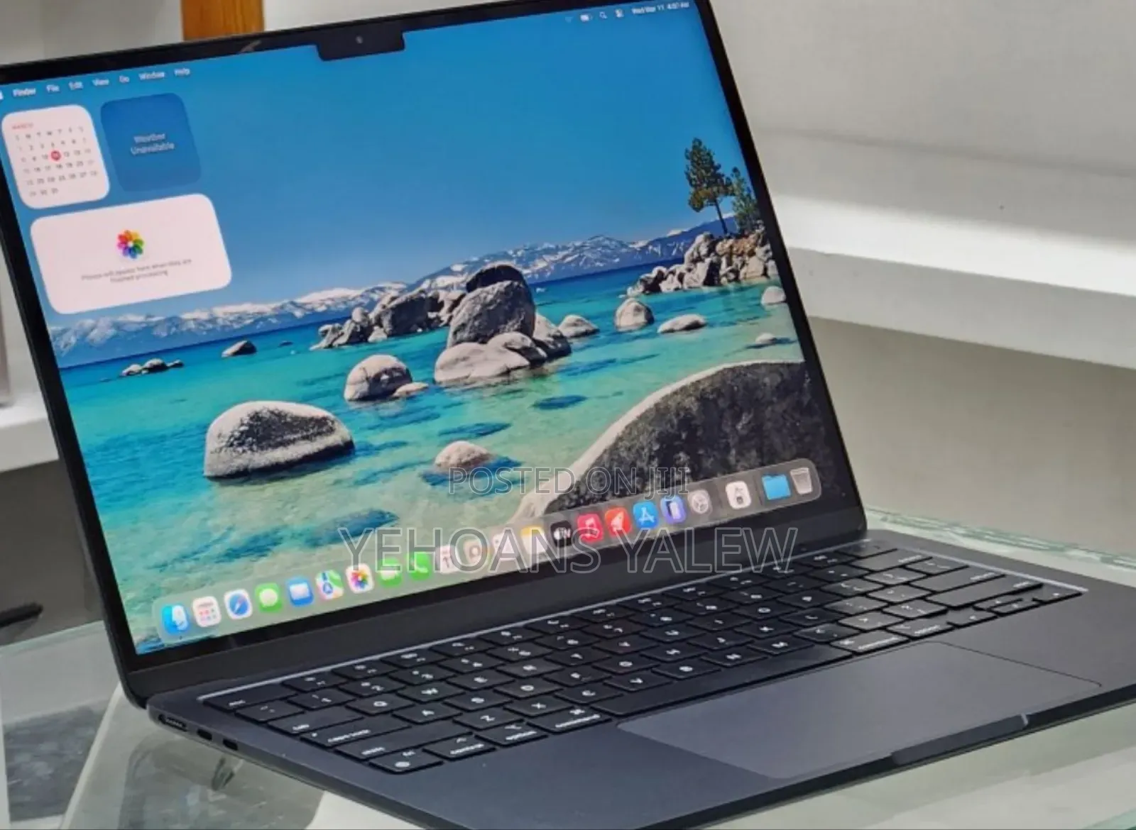 New Laptop Apple MacBook Air 2024 M3 13-inch 16GB Apple M3 SSD 512GB