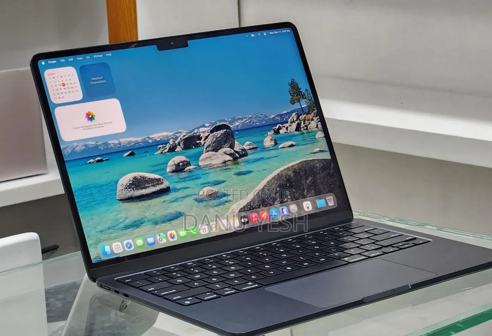 New Laptop Apple MacBook Air 2024 M3 13-inch 16GB Apple M3 SSD 512GB