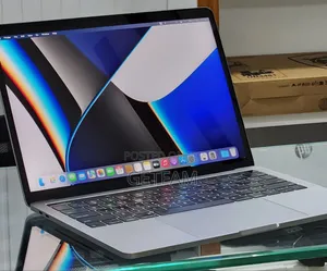 New Laptop Apple MacBook Pro M1 16GB Apple M1 SSD 256GB