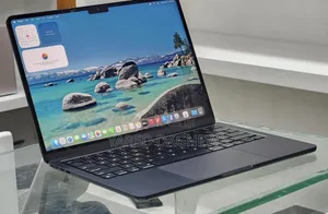 New Laptop Apple MacBook Air 2024 M3 13-inch 16GB Apple M3 SSD 512GB