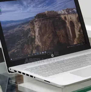 New Laptop HP Envy 15 8GB Intel Core i5 HDD+SSD 1T