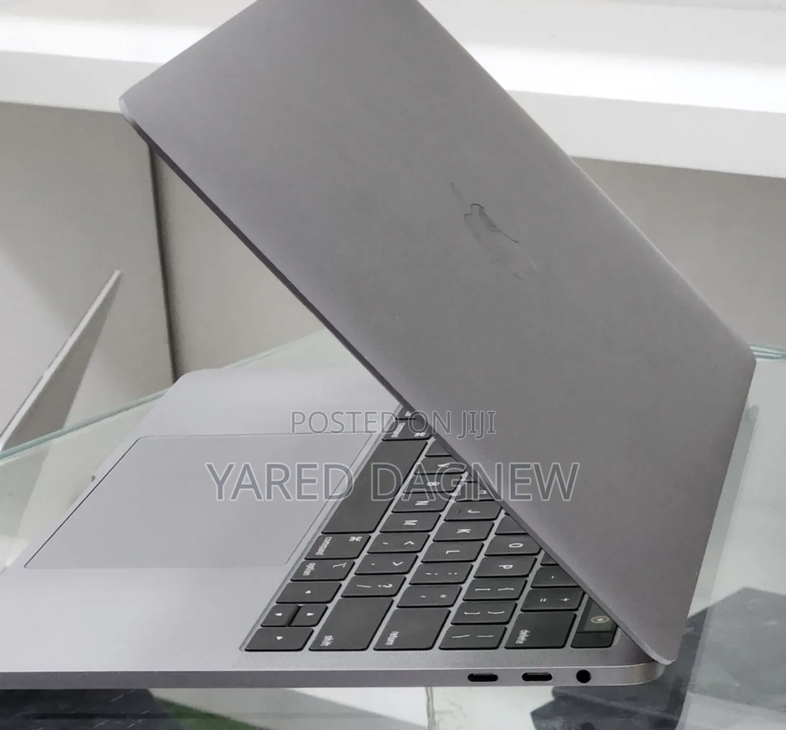 New Laptop Apple MacBook Pro 2019 16GB Intel Core i7 SSD 1T