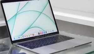 New Laptop Apple MacBook Pro 2019 16GB Intel Core i7 SSD 1T