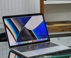 New Laptop Apple MacBook Pro 2020 M1 16GB Apple M1 SSD 256GB
