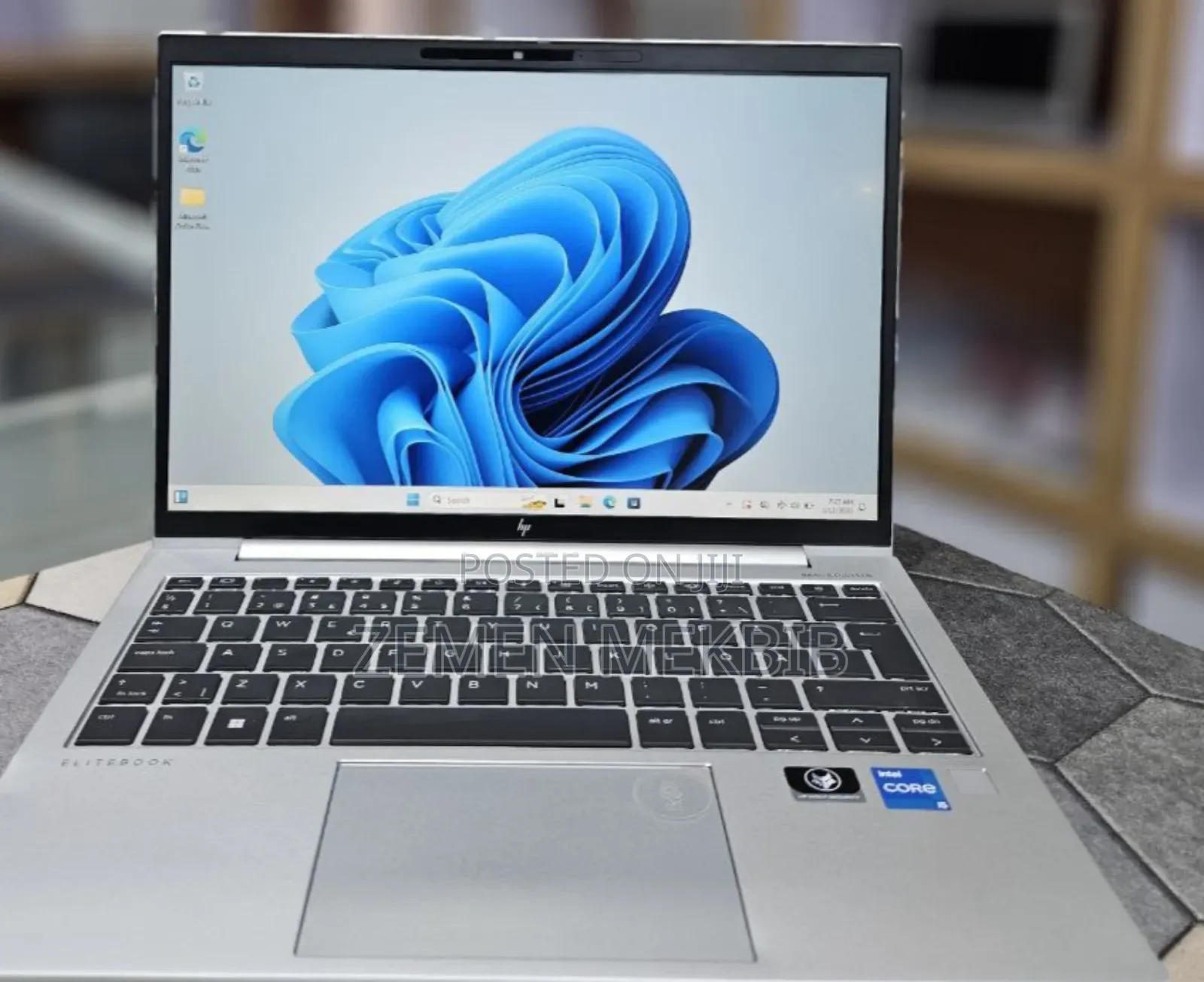 New Laptop HP EliteBook 830 G8 16GB Intel Core i5 SSD 512GB