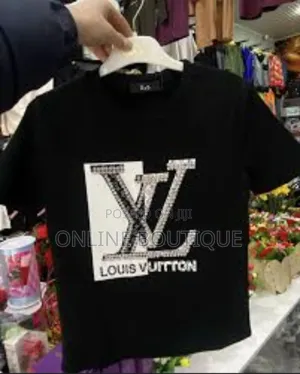 Lv Black Tshirt