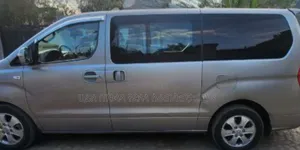 Hyundai Starex 2021 Silver