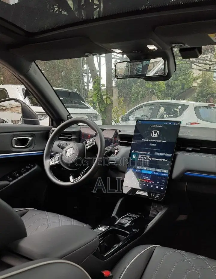 New Honda e:NS1 2023 White