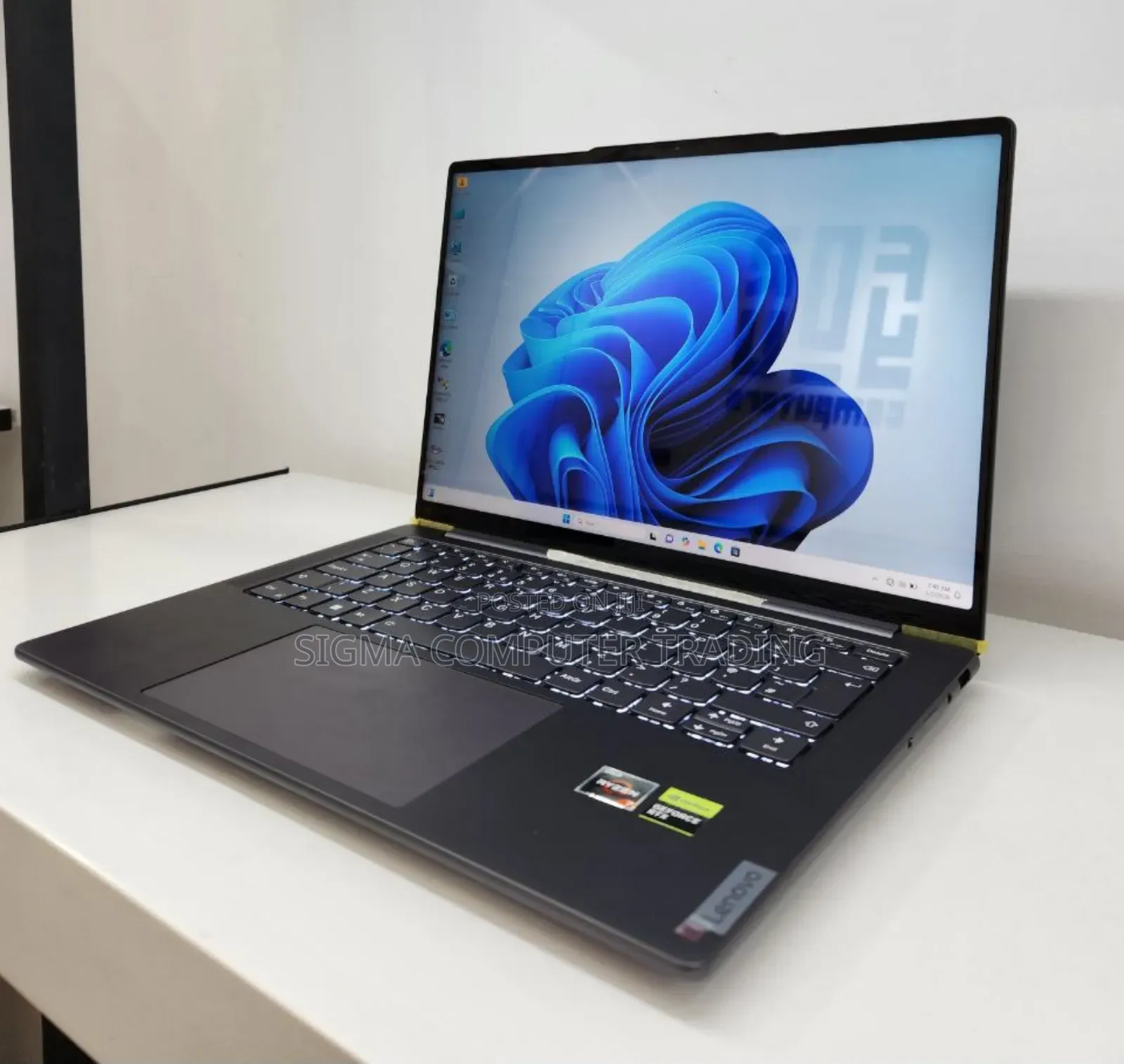 New Laptop Lenovo Yoga 7i 32GB AMD Ryzen 7 SSD 512GB