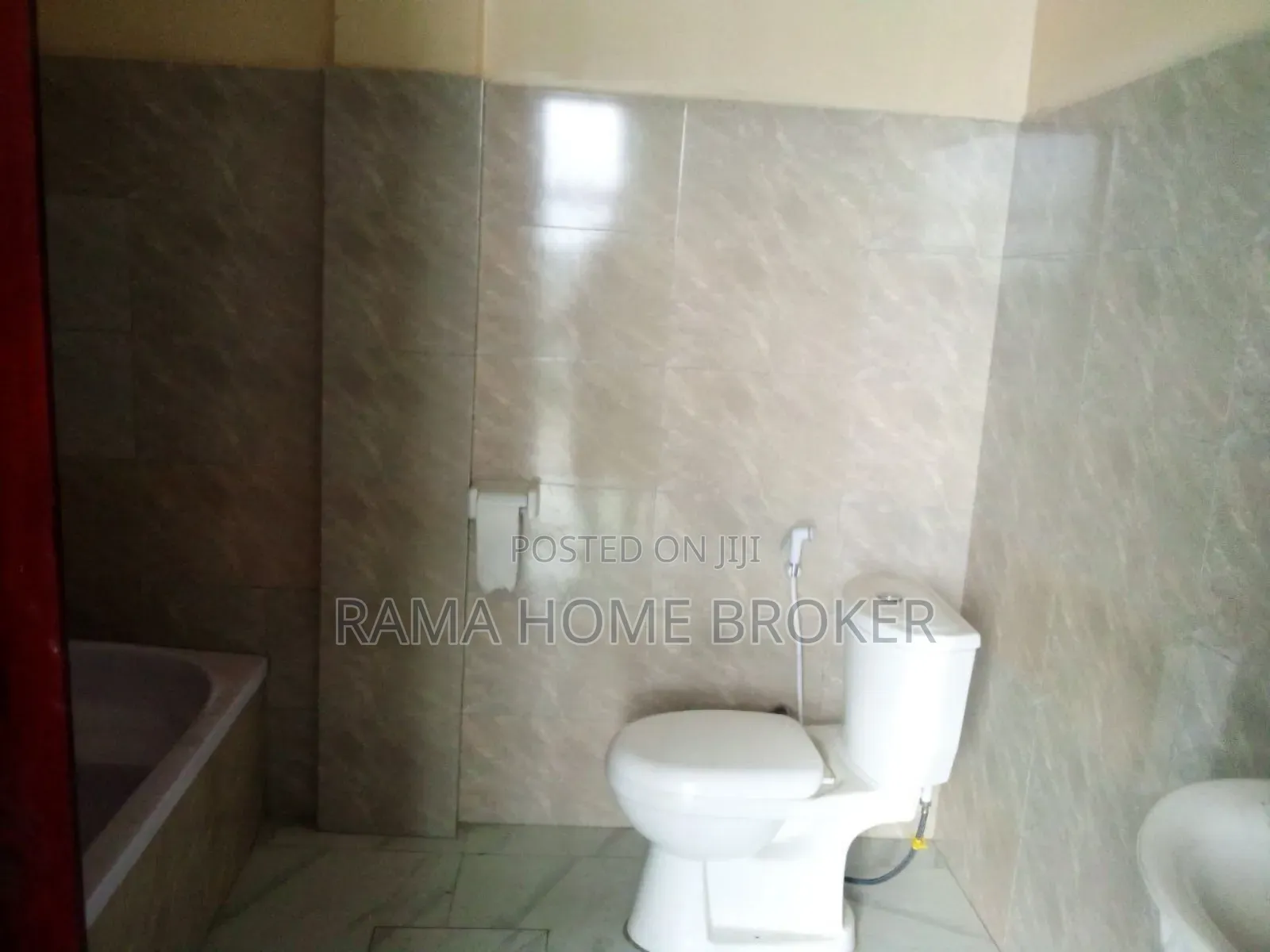 Furnished 5bdrm Apartment in አያት ጸበል, Yeka for sale