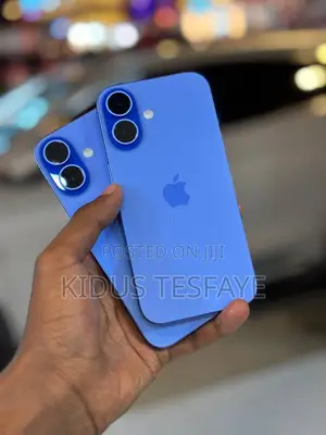 New Apple iPhone 16 128 GB Blue