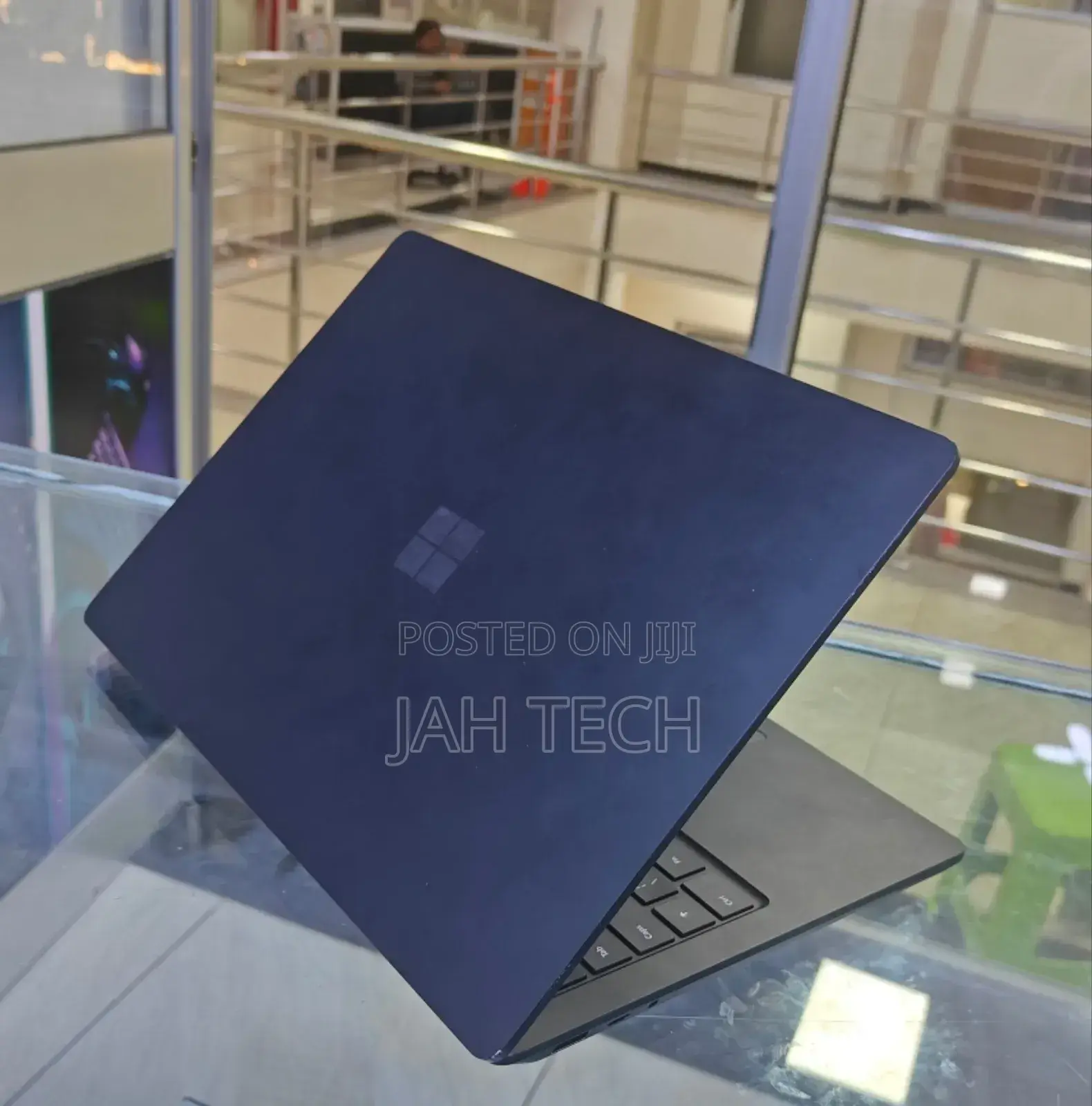 New Laptop Microsoft Surface Laptop 4 16GB Intel Core i5 SSD 512GB