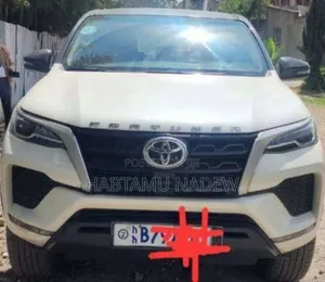 Toyota Fortuner 2020 White