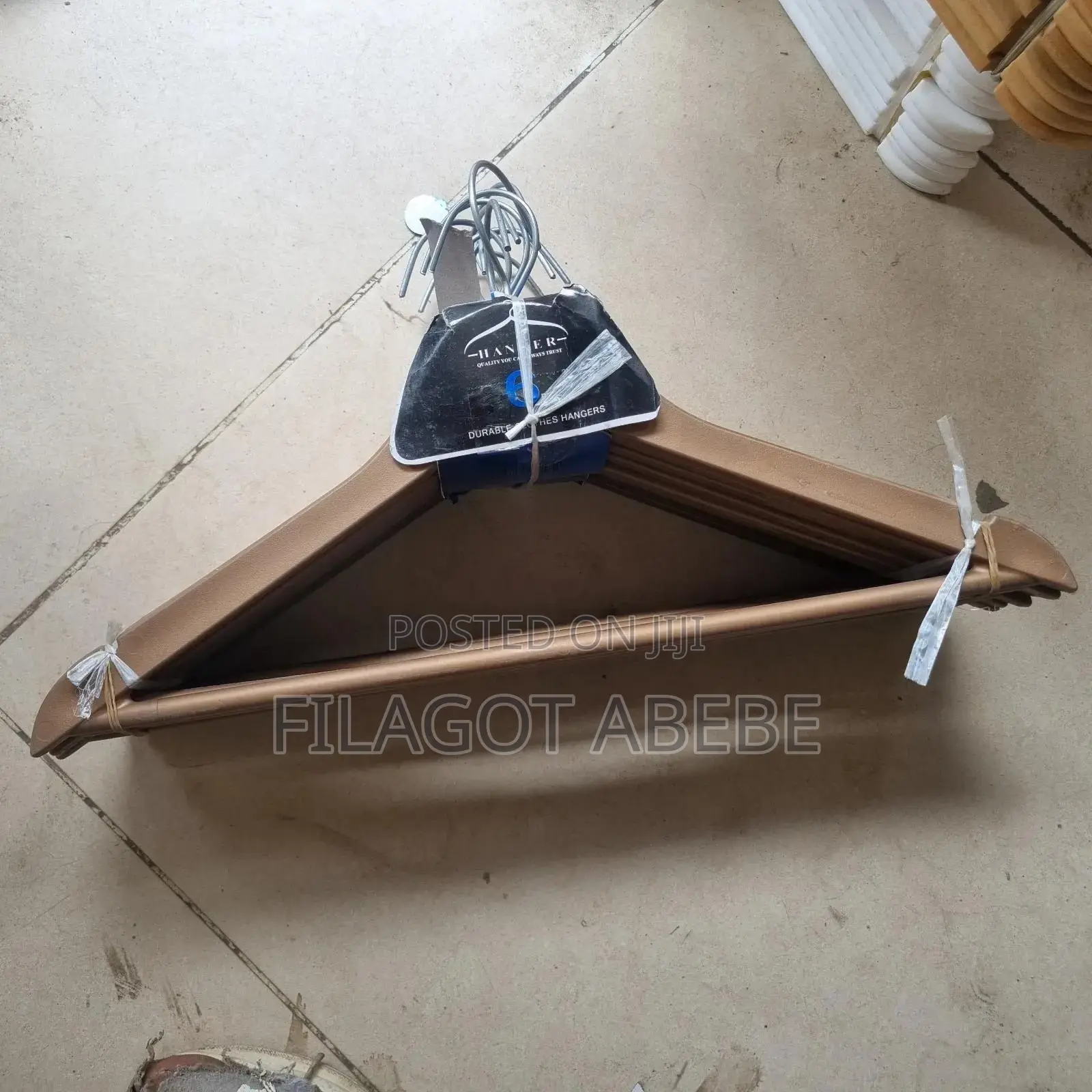 Mica Clothe Hanger