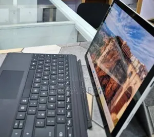 New Laptop Microsoft Surface 16GB Intel Core i7 SSD 256GB