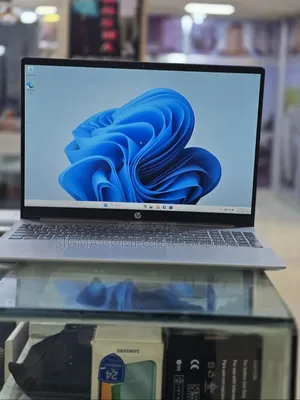 New Laptop HP Pavilion 15 16GB Intel Core 5 SSD 512GB