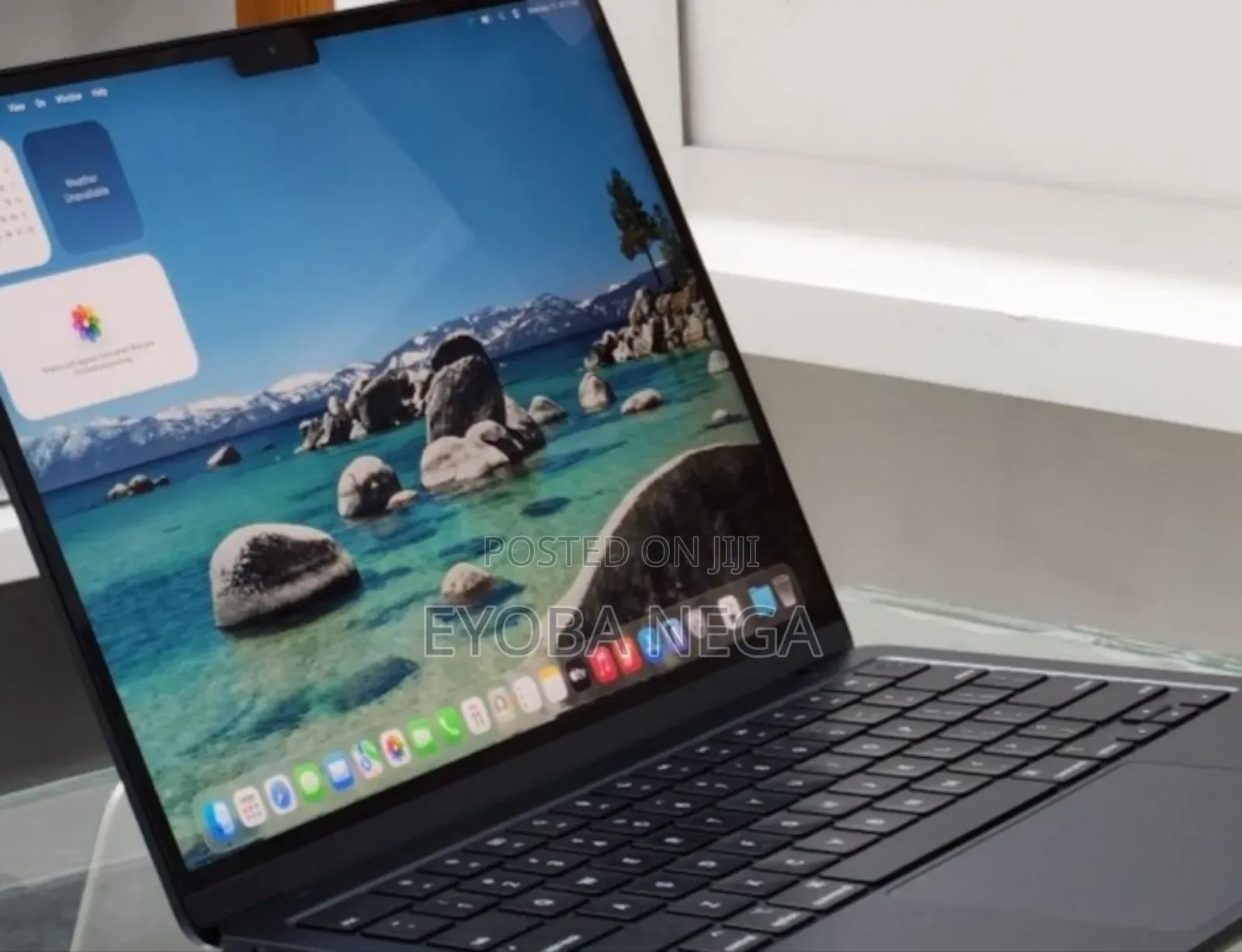 New Laptop Apple MacBook Air 2024 M3 13-inch 16GB Apple M3 SSD 512GB