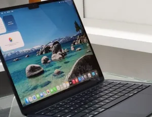 New Laptop Apple MacBook Air 2024 M3 13-inch 16GB Apple M3 SSD 512GB