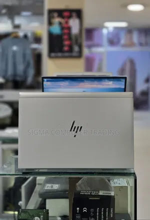 New Laptop HP EliteBook 830 G8 16GB Intel Core i5 SSD 512GB