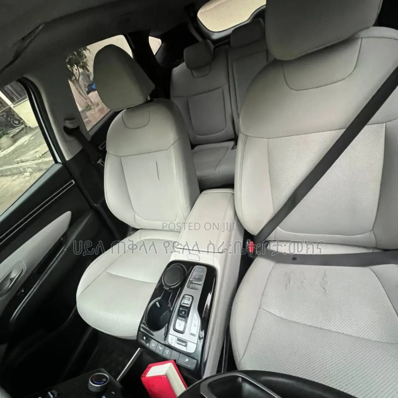 Hyundai Tucson 2022 Ivory