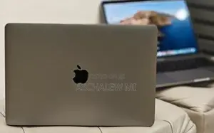 New Laptop Apple MacBook Pro 2019 16GB Intel Core i7 SSD 1T