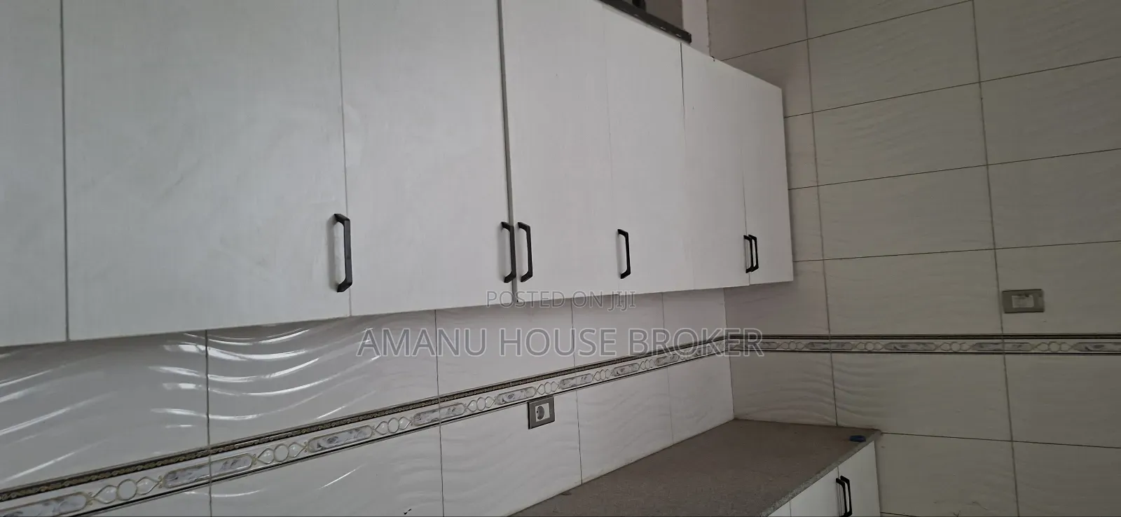 6bdrm House in Addis Abeba, Kirkos for sale