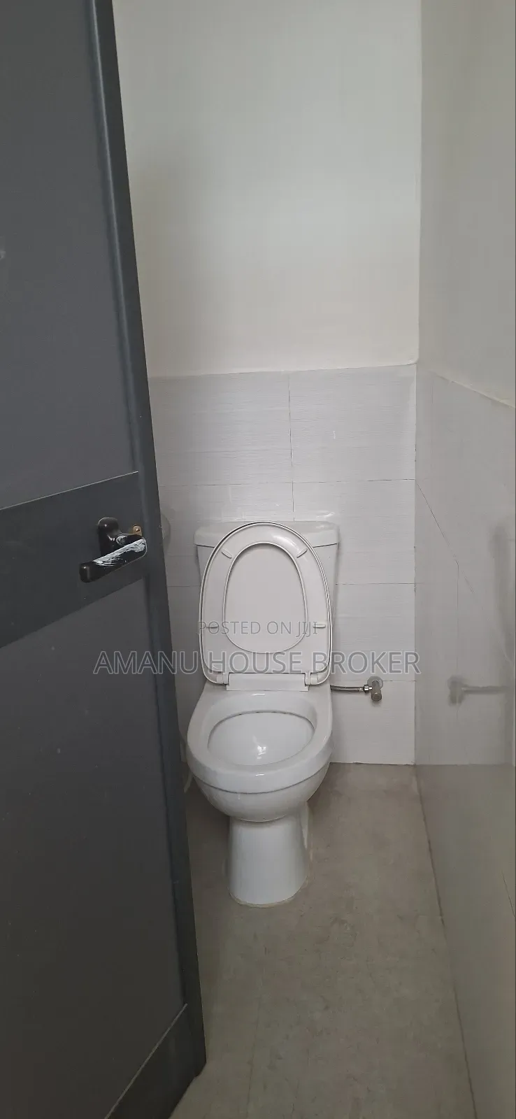 Building for Rent G+6, New Building ,18 Rooms for Office and Residence