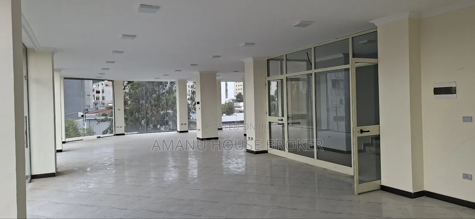 Urgent Office for Rent Aa Meskel Flower 200sqm 1st Floor