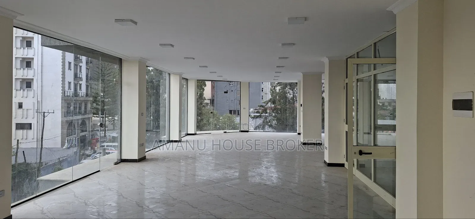 Urgent Office for Rent Aa Meskel Flower 200sqm 1st Floor