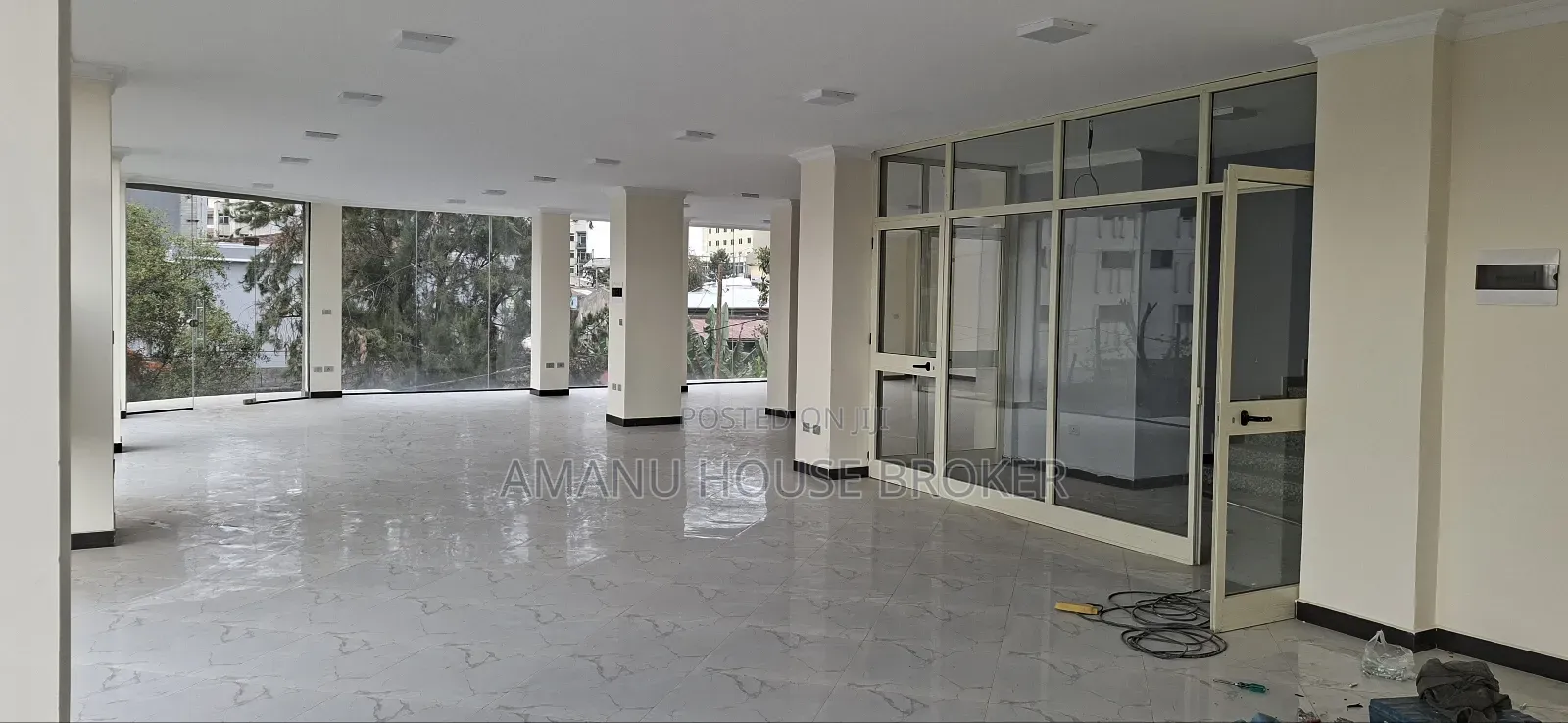 Urgent Office for Rent Aa Meskel Flower 200sqm 1st Floor