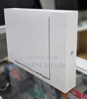 New Apple MacBook Air 2025 M4 13-inch 16GB Intel Core i5 SSD 512GB