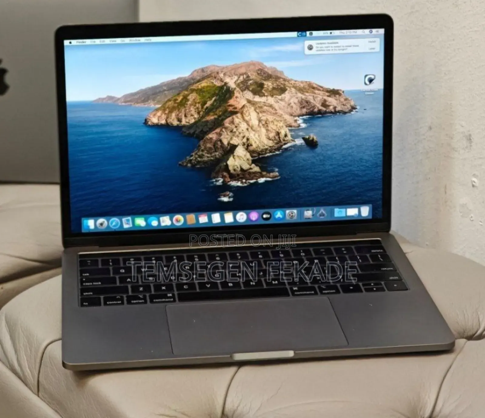 New Laptop Apple MacBook Pro 2019 16GB Intel Core i7 SSD 256GB
