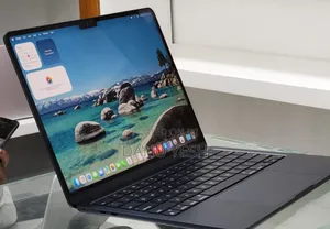 New Laptop Apple MacBook Air 2024 M3 13-inch 16GB Apple M3 SSD 512GB