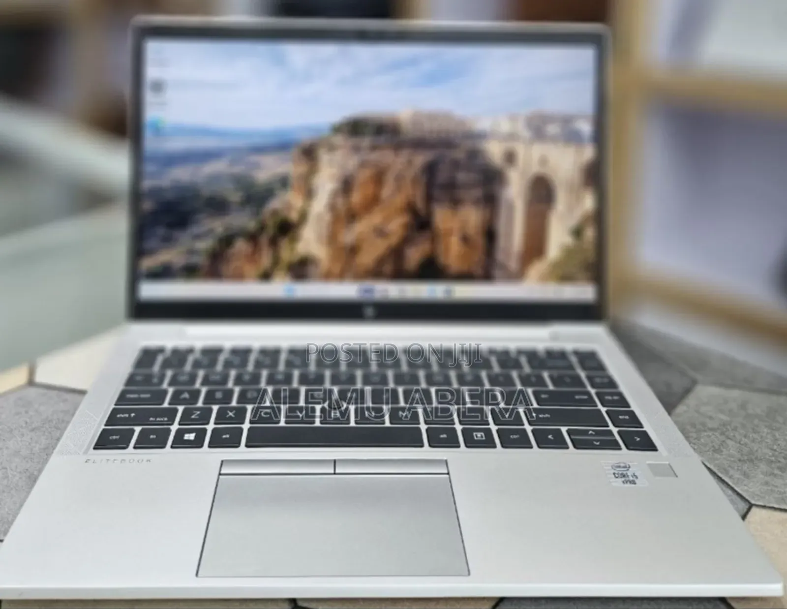 New Laptop HP EliteBook 840 G7 16GB Intel Core i5 SSD 512GB