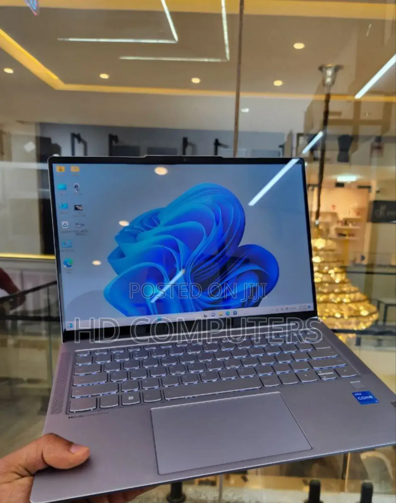 New Laptop Lenovo 16GB Intel Core i5 SSD 512GB